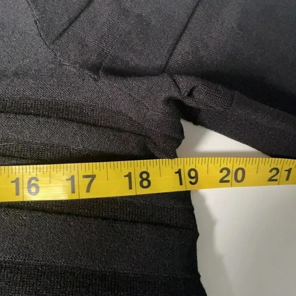 Alfani black sweater Asymmetrical hem Boat neck 3/4 sleeves Women's Size M NWT - Picture 4 of 9